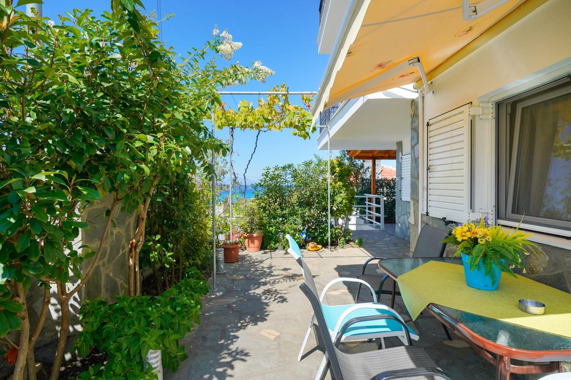 Thomas Apartments Skála Marión Екстериор снимка