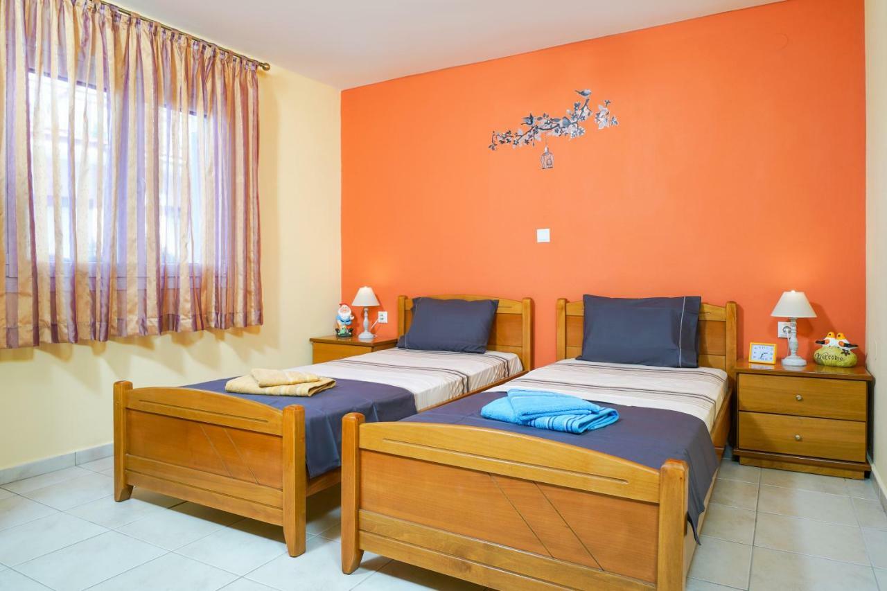 Thomas Apartments Skála Marión Екстериор снимка