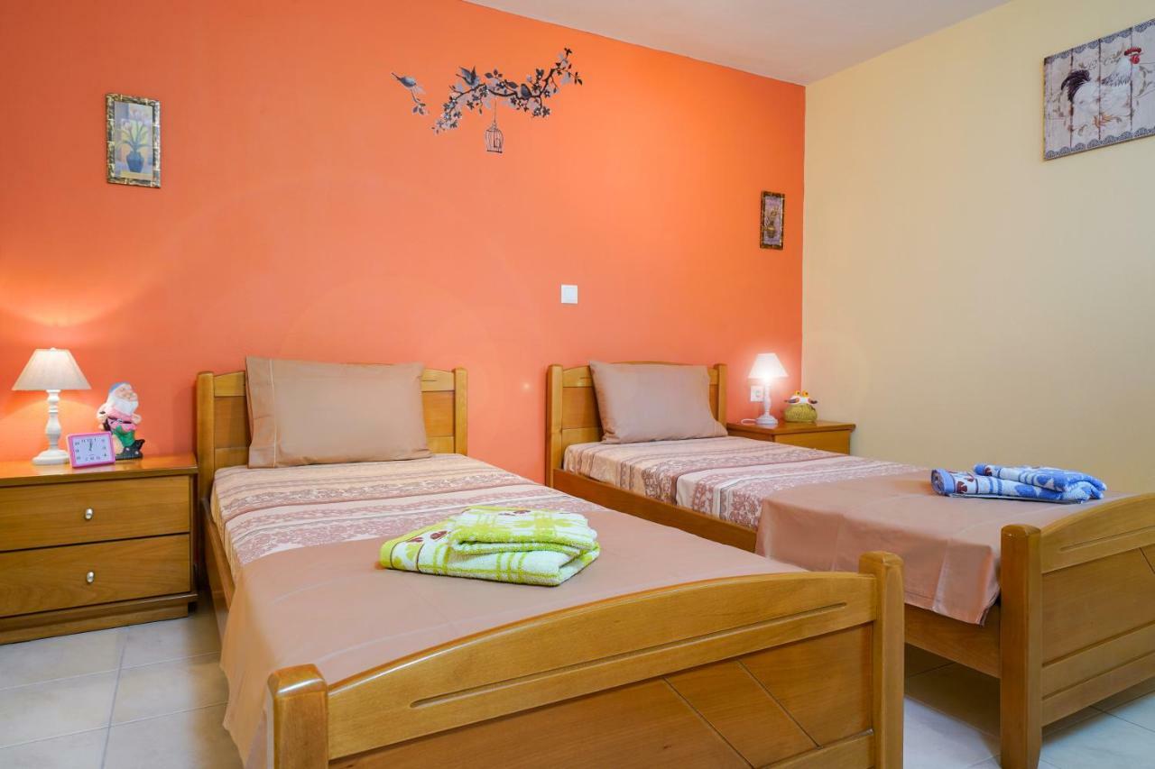 Thomas Apartments Skála Marión Екстериор снимка
